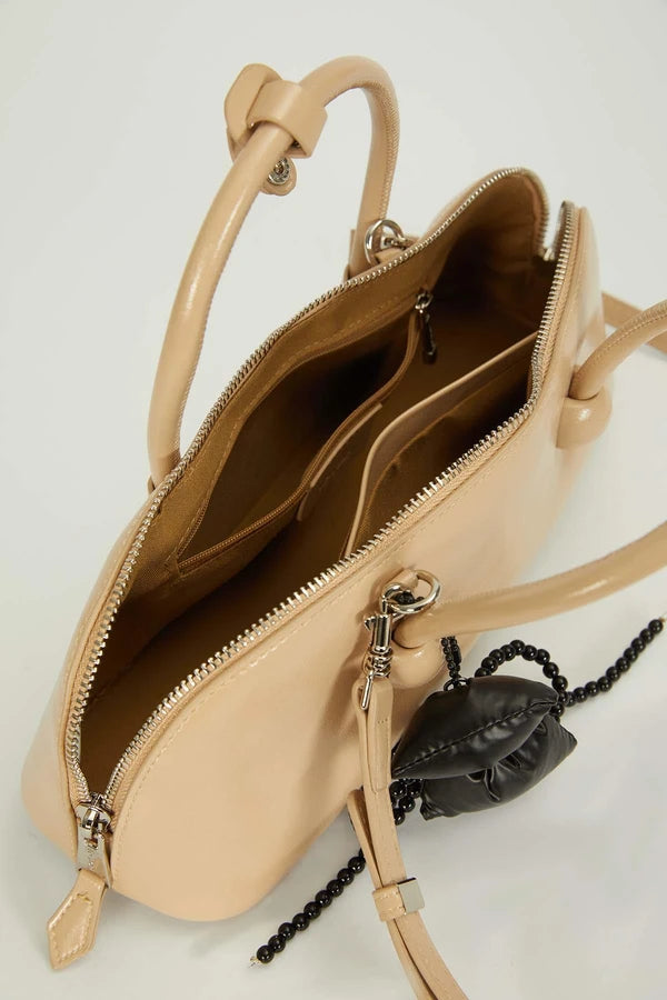 Levidor Charm Detaylı Baget Çanta - Vizon (930417)